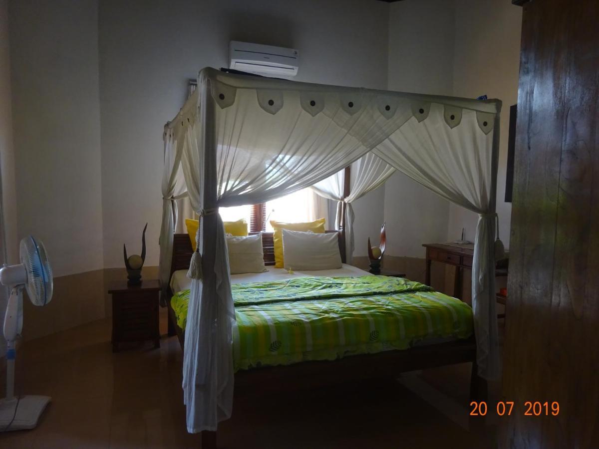 Villa Murni โลวินา ภายนอก รูปภาพ